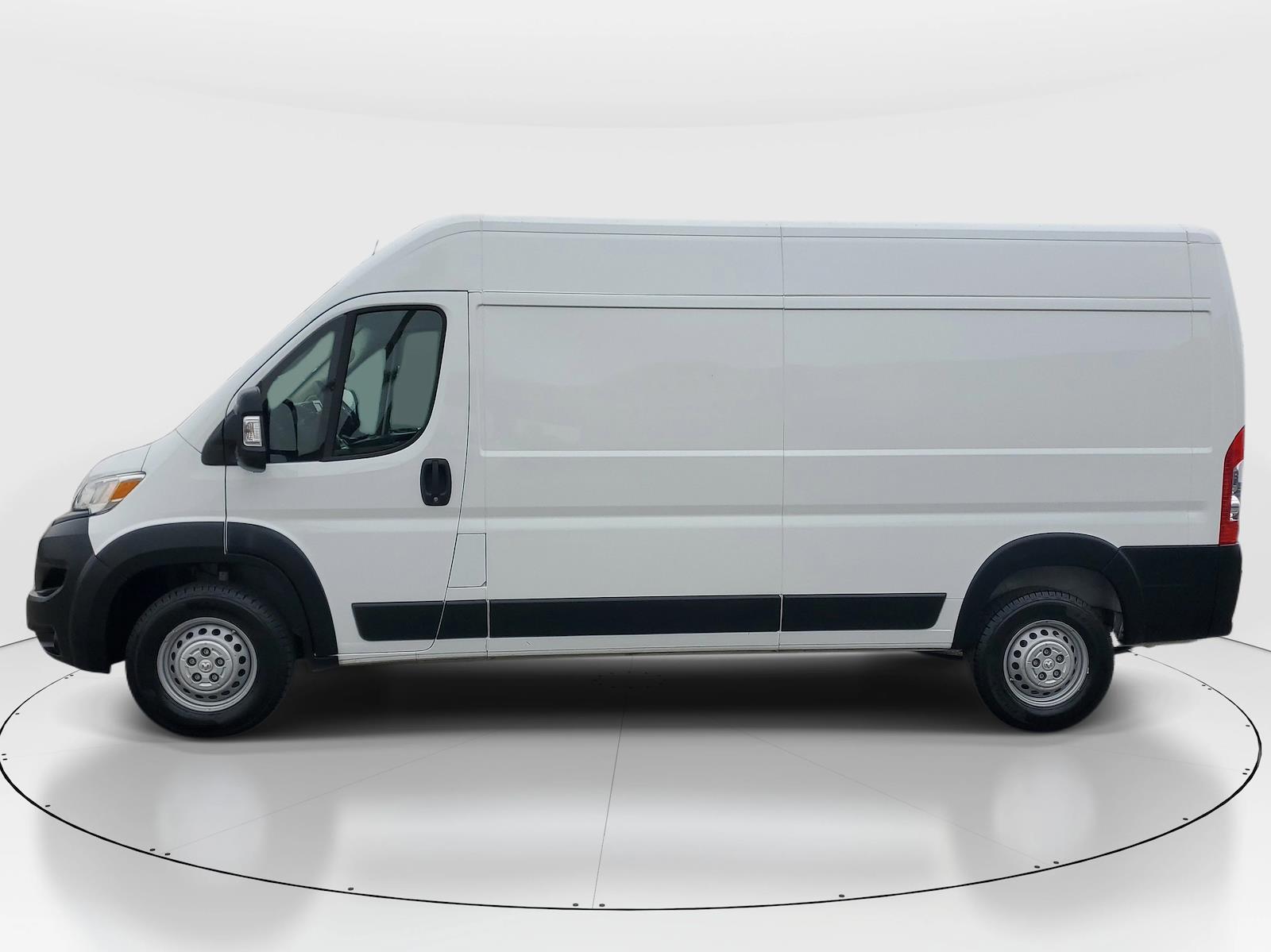 Used 2025 Ram ProMaster 2500 - photo 1