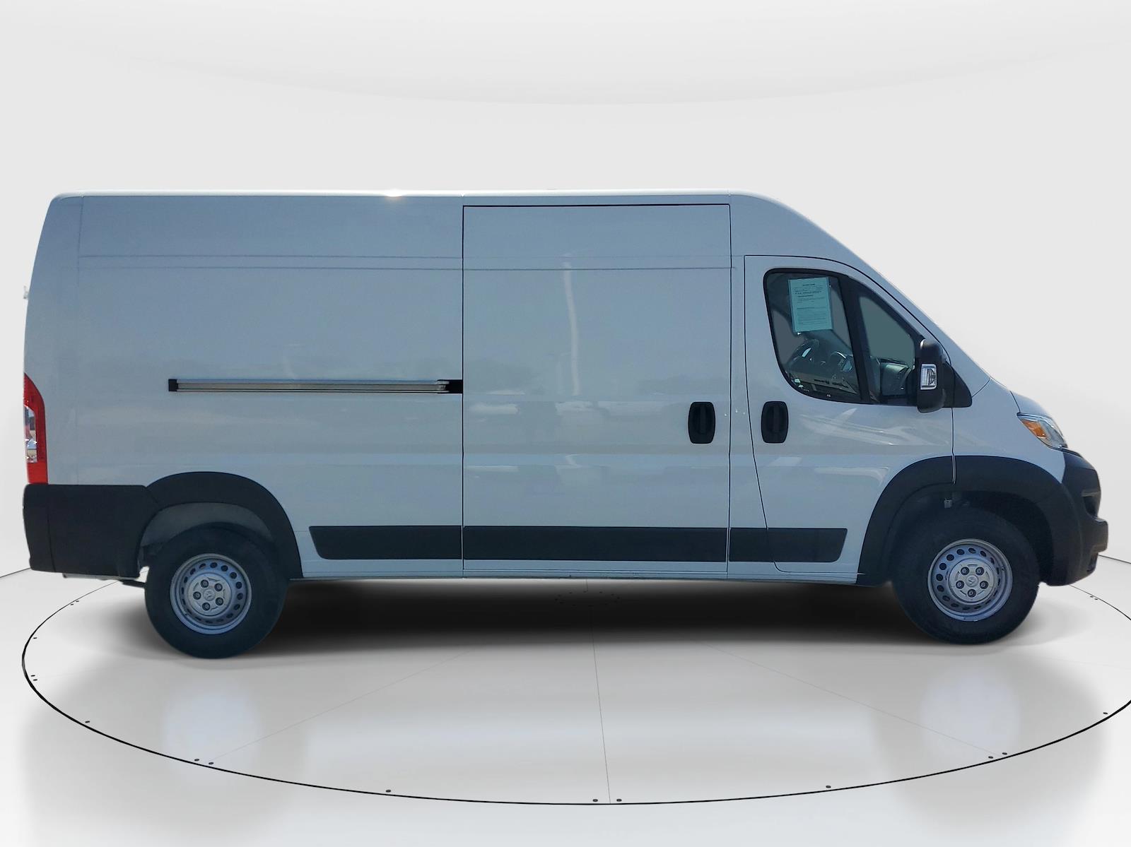 Used 2025 Ram ProMaster 2500 - photo 9