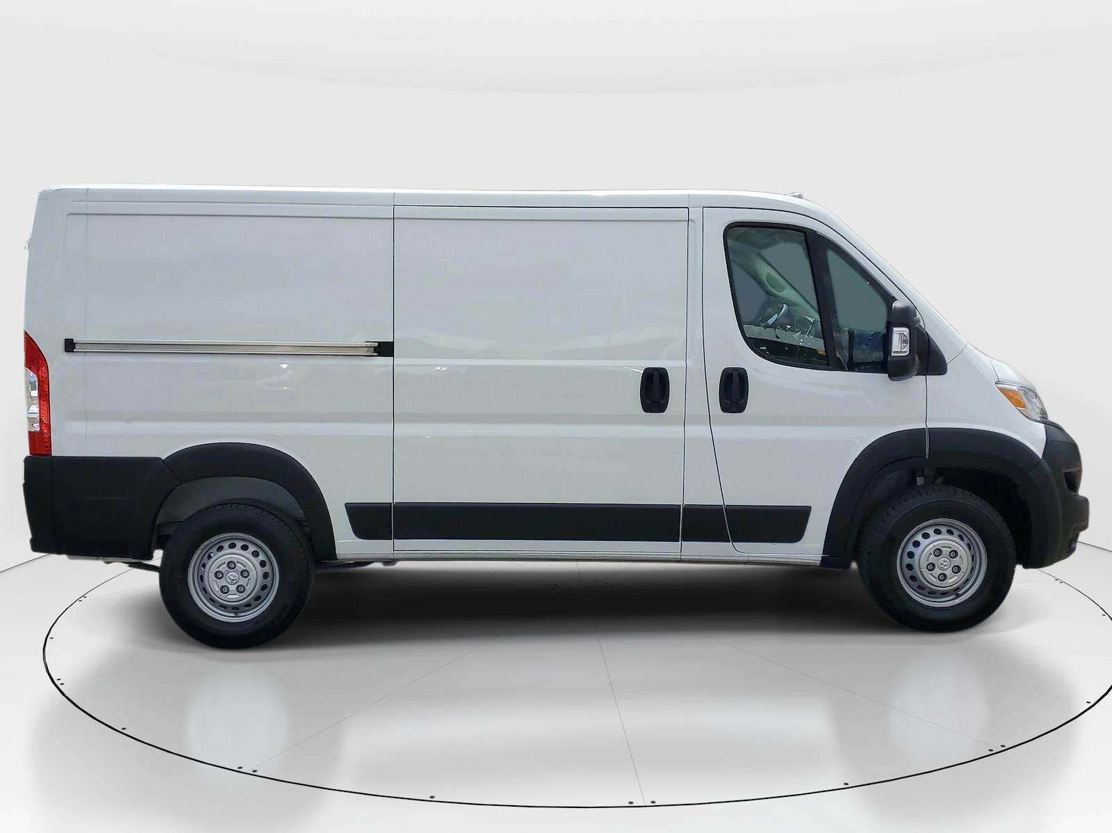 Used 2025 Ram ProMaster 2500 - photo 8
