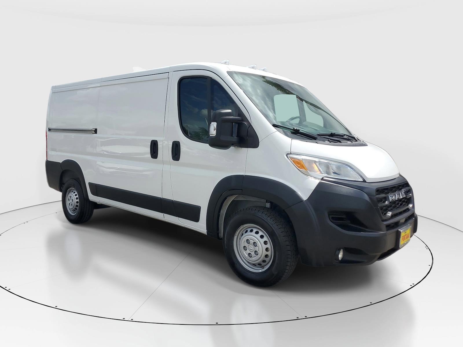 Used 2025 Ram ProMaster 2500 - photo 9