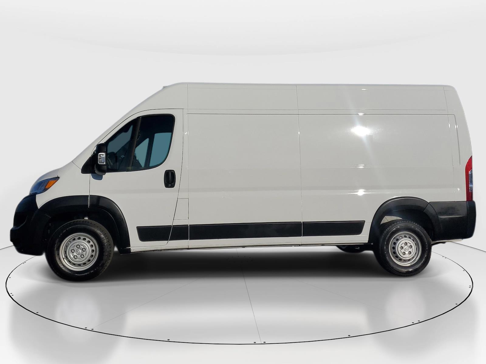 Used 2025 Ram ProMaster 2500 - photo 1