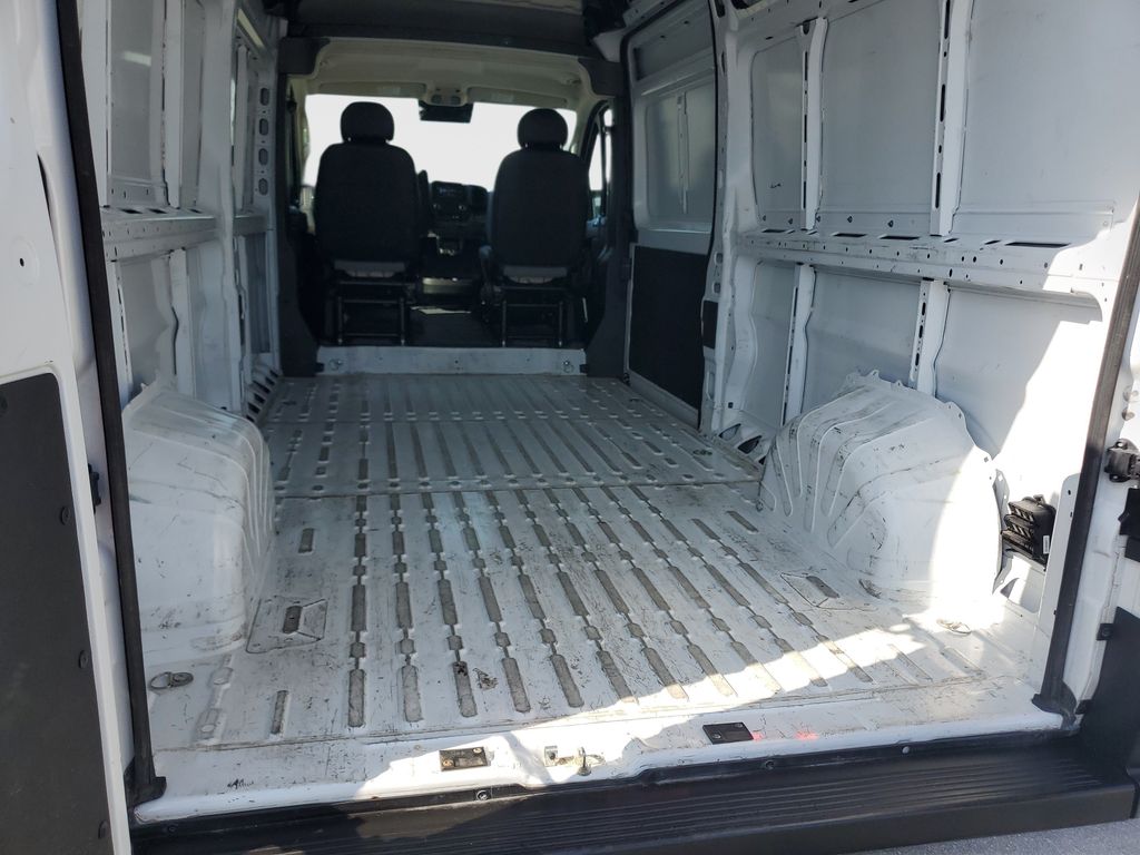 Used 2025 Ram ProMaster 2500 - photo 2