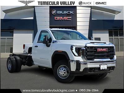 New 2025 GMC Sierra 3500 Pro Regular Cab 4x4 Cab Chassis for sale #F250235 - photo 1