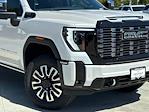 New 2025 GMC Sierra 2500 Denali Ultimate Crew Cab 4x4 Pickup for sale #G250777 - photo 3
