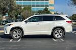 2019 Toyota Highlander AWD SUV for sale #KS923800T - photo 6