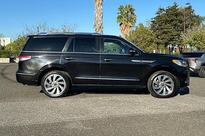 Used 2024 Lincoln Navigator - photo 1