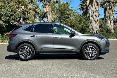 New 2025 Ford Escape - photo 1