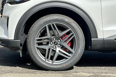 New 2026 Ford Explorer - photo 1