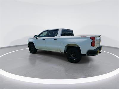 2021 Chevrolet Silverado 1500 Crew Cab 4x4 Pickup for sale #19IA3496A - photo 2