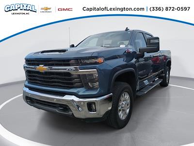 Used 2025 Chevrolet Silverado 2500 - photo 1