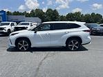 Used 2022 Toyota Highlander XSE AWD SUV for sale #DT19C2939A - photo 16