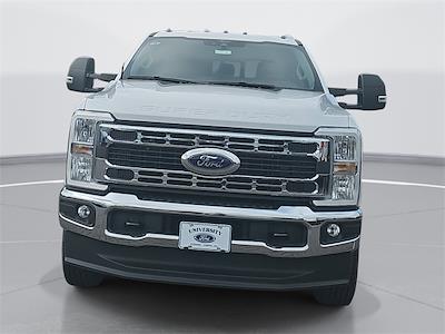 New 2025 Ford F-350 XL Crew Cab 4WD Cab Chassis for sale #53448 - photo 2