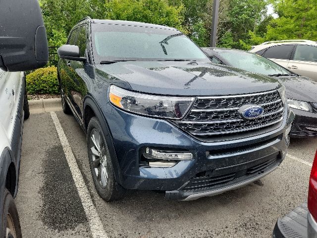 Used 2024 Ford Explorer - photo 2