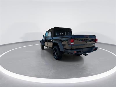 2021 Jeep Gladiator Crew Cab 4x4 Pickup for sale #10BN0121 - photo 2