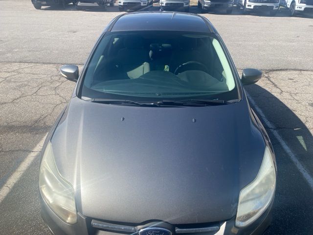 Used 2014 Ford Focus SE - photo 2