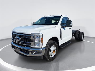 2026 Ford F-350 Regular Cab DRW RWD Cab Chassis for sale #10F1812 - photo 1