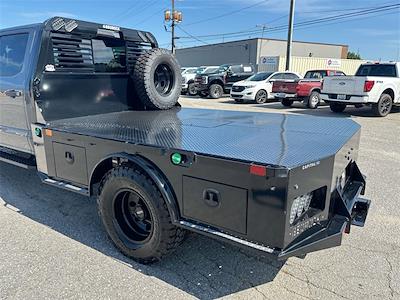 New 2025 Ford F-350 XLT Crew Cab 4x4 Flatbed Truck for sale #10F4876 - photo 2
