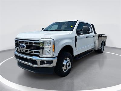 Used 2023 Ford F-350 XL Crew Cab 4x4 Hauler Body for sale #DT10F3784A - photo 1