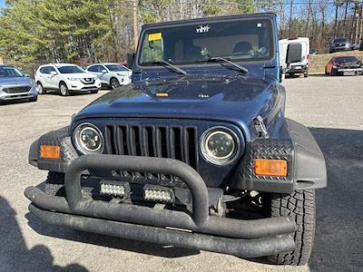 Used 2002 Jeep Wrangler - photo 1