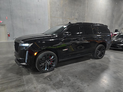 Used 2024 Cadillac Escalade - photo 1