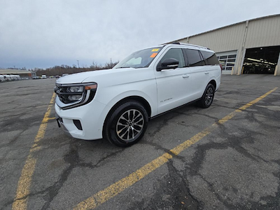 Used 2025 Ford Expedition - photo 1