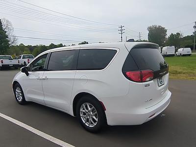 Used 2023 Chrysler Voyager LX Minivan for sale #HPJ10004 - photo 2