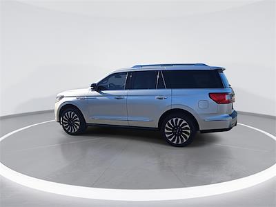 Used 2018 Lincoln Navigator Select for sale #20AK1906 - photo 2