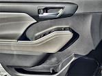 2022 Toyota Highlander FWD SUV for sale #20F66128A - photo 18