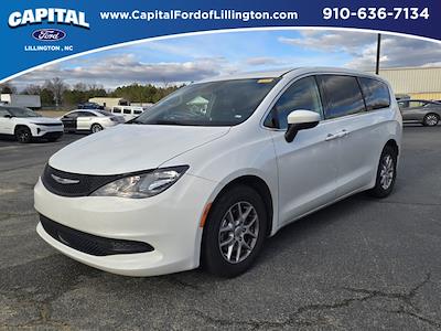 Used 2023 Chrysler Voyager - photo 1