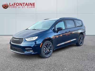 2023 Chrysler Pacifica AWD Minivan for sale #24I385A - photo 1
