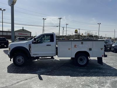 2024 Ford F-450 Regular Cab DRW 4x4, 9' Reading Classic II Steel Service Body 24IC432 for sale #24IC432 - photo 2