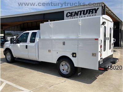 Used 2011 Ford F-350 XL Super Cab 4x2 Omaha Standard PALFINGER Service Utility Van for sale #48020 - photo 2