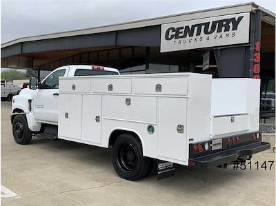 Used 2023 Chevrolet Silverado 5500 Regular Cab Harbor 11' Service Truck for sale #51147 - photo 2