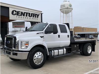 Used 2021 Ford F-750 - photo 1