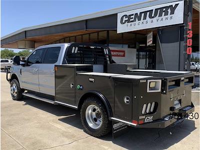Used 2022 Ford F-350 Crew Cab 4WD Hauler Body for sale #51430 - photo 2