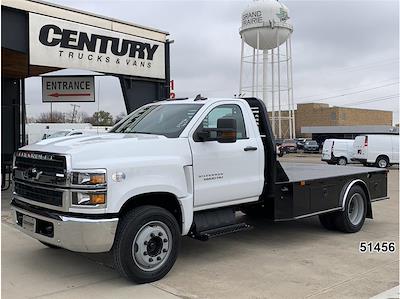 Used 2023 Chevrolet Silverado 5500 Flatbed Truck for sale #51456 - photo 1