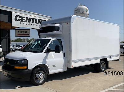 Used 2022 Chevrolet Express 4500 Box Truck for sale #51508 - photo 1