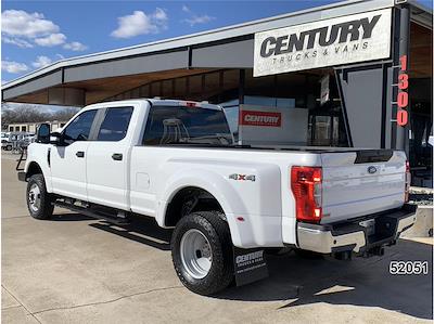 Used 2022 Ford F-350 Crew Cab for sale #52051 - photo 2