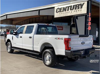Used 2017 Ford F-250 Crew Cab for sale #52177 - photo 2