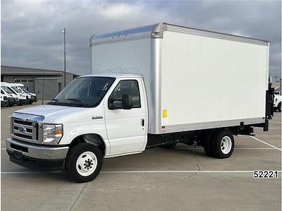 Used 2024 Ford E-350 - photo 1