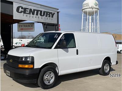 Used 2021 Chevrolet Express 2500 - photo 1