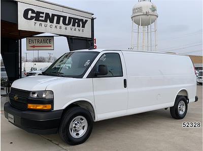 Used 2025 Chevrolet Express 2500 - photo 1
