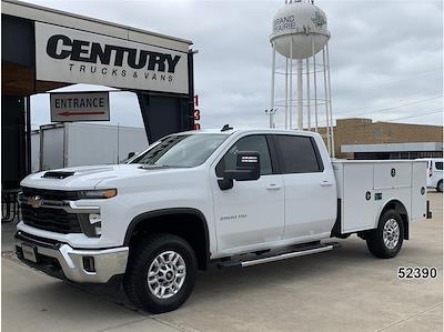 Used 2024 Chevrolet Silverado 2500 - photo 1