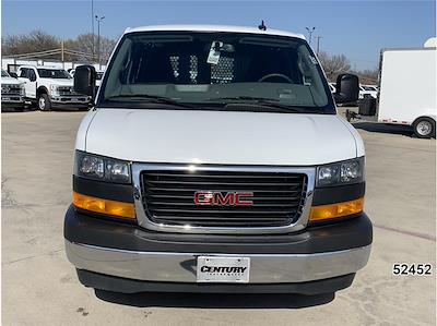 Used 2024 GMC Savana 2500 - photo 1
