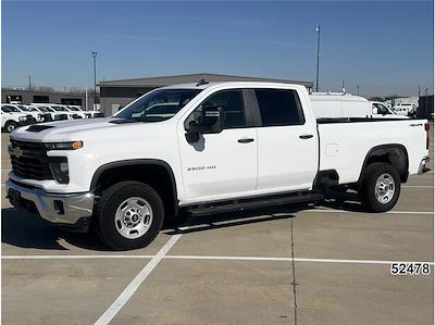 Used 2024 Chevrolet Silverado 2500 - photo 1