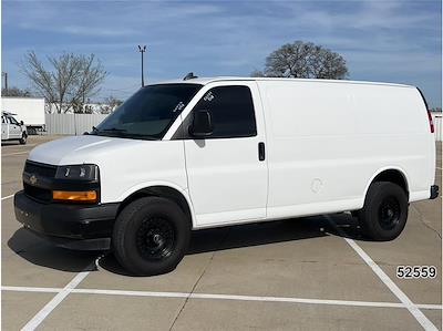 Used 2022 Chevrolet Express 3500 - photo 1