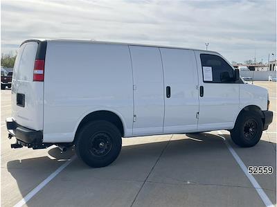 Used 2022 Chevrolet Express 3500 - photo 1