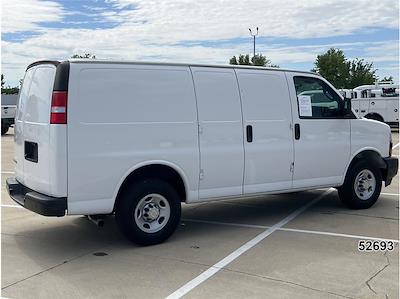 Used 2021 Chevrolet Express 2500 - photo 2