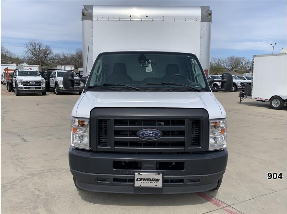 Used 2023 Ford E-350 - photo 14