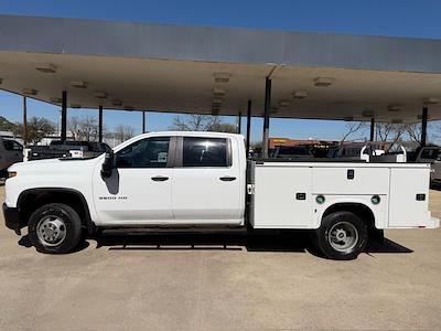 Used 2023 Chevrolet Silverado 3500 - photo 1